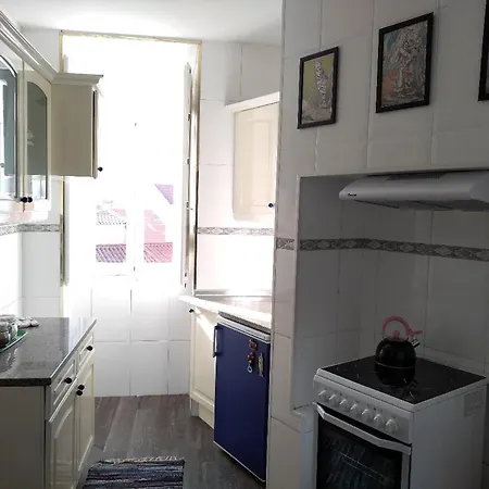 3 Bedroom In Mouraria ליסבון